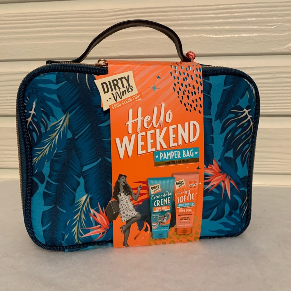 Dirty Works Hello Weekend Pamper Bag